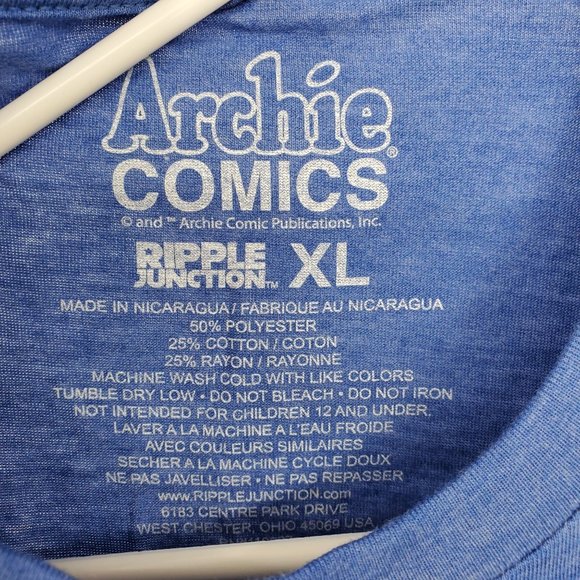 NWT Box Lunch Archie Comics Riverdale Alumni Women's Shirt Size XL - Picture 5 of 9
